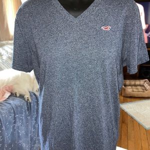 Hollister Men’s Must Have Collection V-neck Blue L